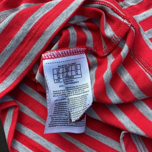 New GUESS Women's Crop Top XL - Picture 5 of 5